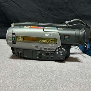 Sony Handycam CCD-TR86 NTSC Video 8 8mm Analog Camcorder